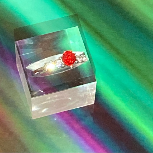 NEW Bling Red and Silver Rhinestone Shine Dainty Ring Sterling Silver Size 5 925 - Picture 2 of 4